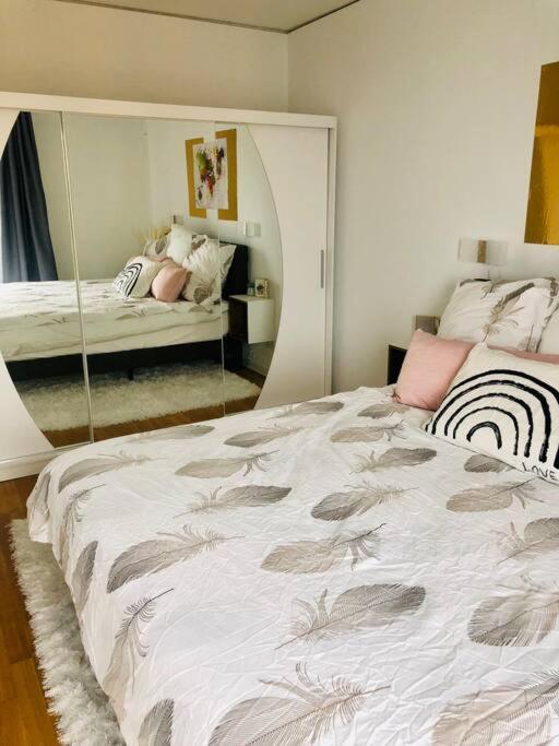 Lux 2bd W/ Rooftop Terrace And Rhine Views! Düsseldorf